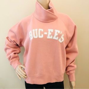 Buc-ee's Pullover Crop Sweatshirt NWOT!  Sz M